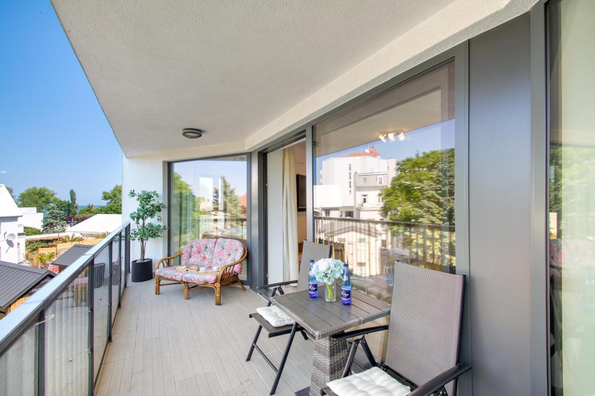 Apartamenty Horyzont Seaview By Rent Like Home Miedzyzdroje Exterior foto